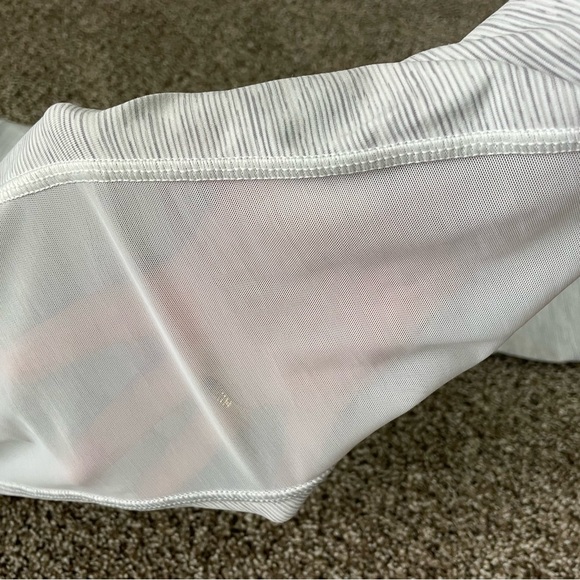 Lululemon We Are From Space Crop - Picture 5 of 6